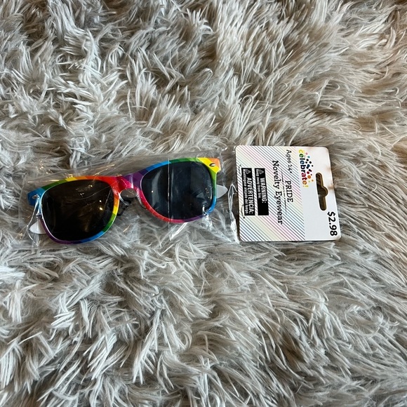 NWT rainbow kids Pride glasses - Picture 2 of 3